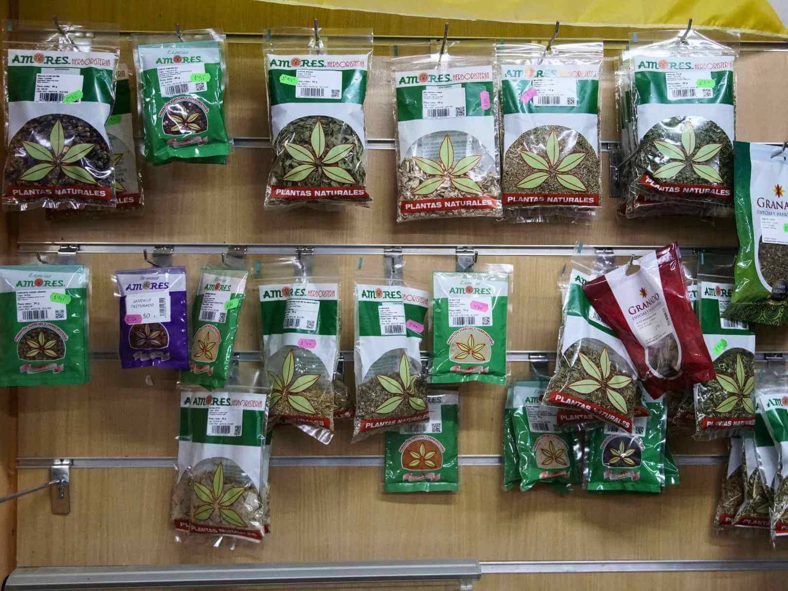 6 semilleria-paraiso-mascotas-plantas-productos-naturales-infusiones-frutos-secos-sevilla